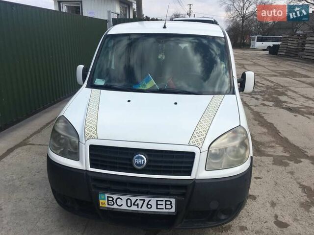 Белый Фиат Добло, объемом двигателя 1.9 л и пробегом 248 тыс. км за 5800 $, фото 2 на Automoto.ua