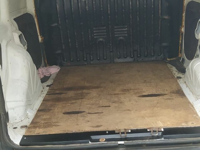 Белый Фиат Добло, объемом двигателя 1.9 л и пробегом 140 тыс. км за 3500 $, фото 5 на Automoto.ua