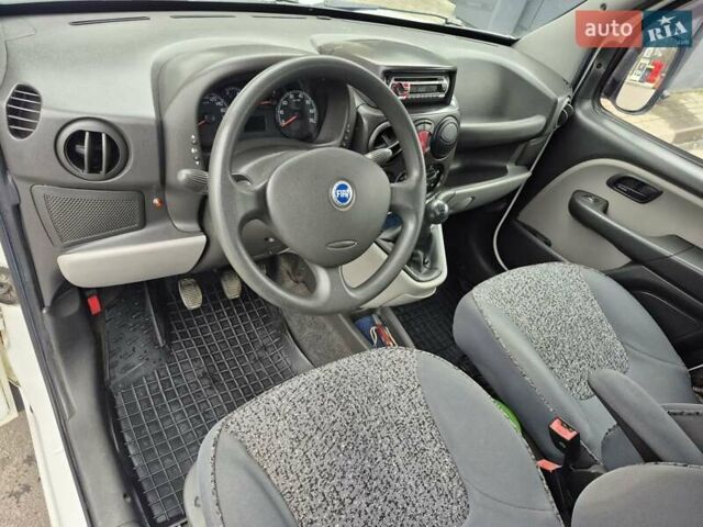 Білий Фіат Добло, об'ємом двигуна 1.91 л та пробігом 369 тис. км за 4400 $, фото 12 на Automoto.ua