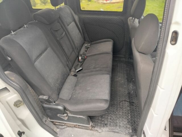 Білий Фіат Добло, об'ємом двигуна 1.9 л та пробігом 212 тис. км за 3900 $, фото 17 на Automoto.ua