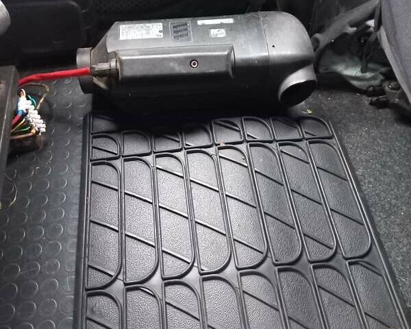 Белый Фиат Добло, объемом двигателя 1.91 л и пробегом 330 тыс. км за 4000 $, фото 2 на Automoto.ua