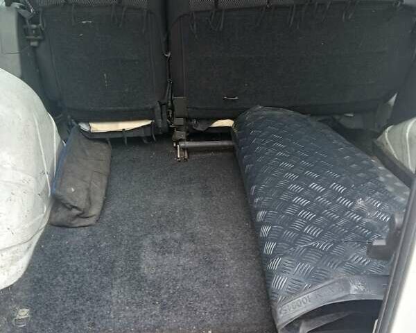 Белый Фиат Добло, объемом двигателя 1.4 л и пробегом 215 тыс. км за 3300 $, фото 8 на Automoto.ua