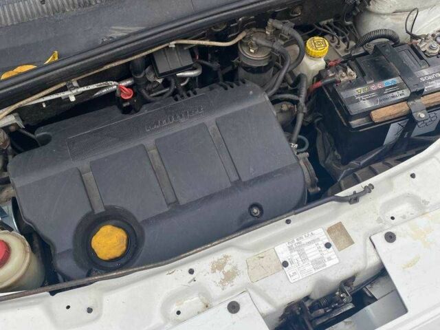 Белый Фиат Добло, объемом двигателя 1.9 л и пробегом 266 тыс. км за 3700 $, фото 12 на Automoto.ua