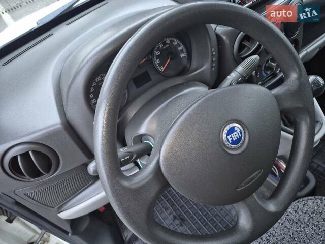 Білий Фіат Добло, об'ємом двигуна 1.91 л та пробігом 369 тис. км за 4400 $, фото 11 на Automoto.ua