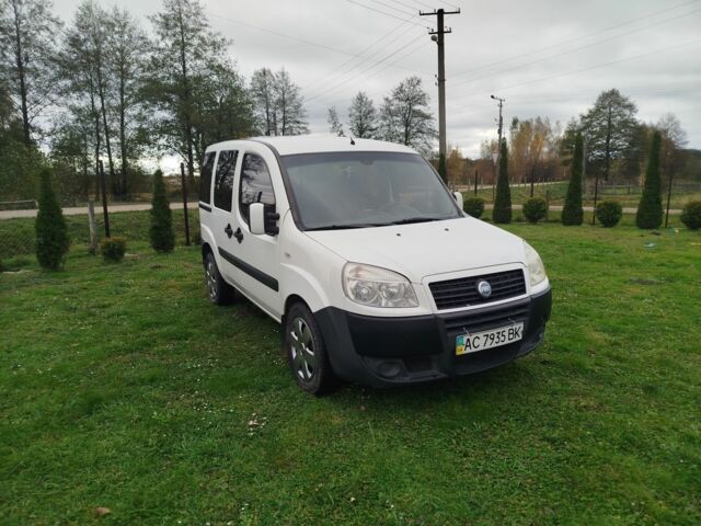 Білий Фіат Добло, об'ємом двигуна 1.9 л та пробігом 212 тис. км за 3900 $, фото 1 на Automoto.ua