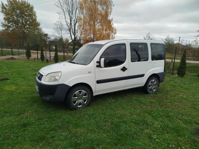 Білий Фіат Добло, об'ємом двигуна 1.9 л та пробігом 212 тис. км за 3900 $, фото 8 на Automoto.ua