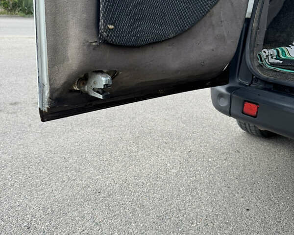 Белый Фиат Добло, объемом двигателя 1.6 л и пробегом 260 тыс. км за 3400 $, фото 11 на Automoto.ua