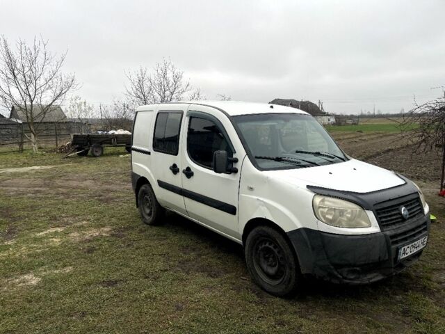 Білий Фіат Добло, об'ємом двигуна 1.9 л та пробігом 273 тис. км за 4100 $, фото 1 на Automoto.ua