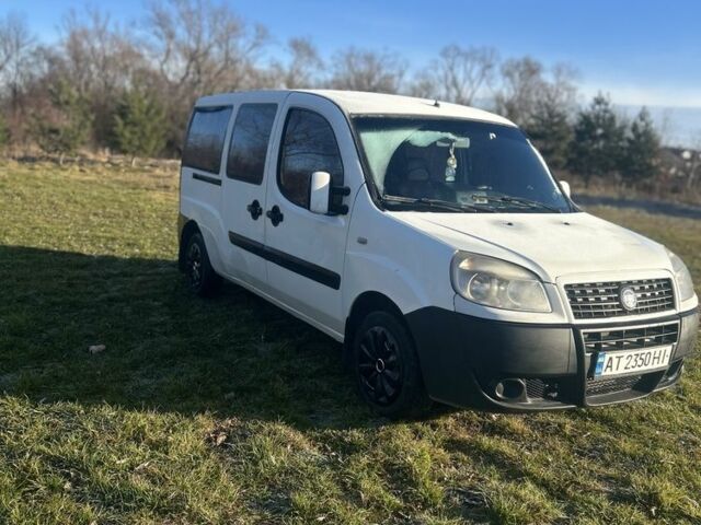 Белый Фиат Добло, объемом двигателя 1.2 л и пробегом 333 тыс. км за 4700 $, фото 4 на Automoto.ua