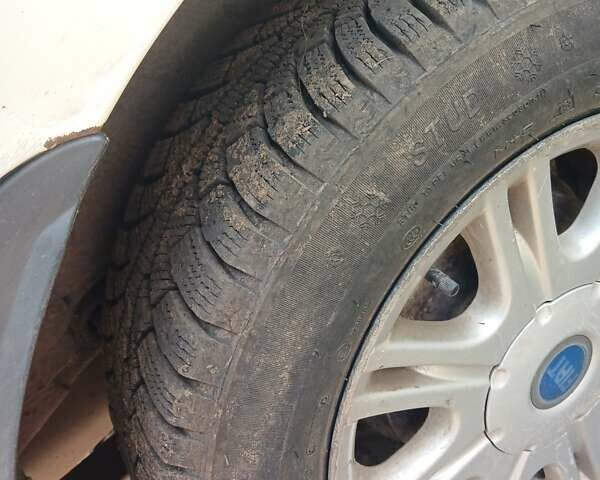 Білий Фіат Добло, об'ємом двигуна 1.6 л та пробігом 300 тис. км за 3000 $, фото 4 на Automoto.ua