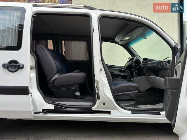 Белый Фиат Добло, объемом двигателя 1.9 л и пробегом 189 тыс. км за 5990 $, фото 19 на Automoto.ua