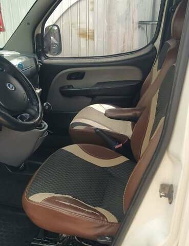 Білий Фіат Добло, об'ємом двигуна 1.9 л та пробігом 317 тис. км за 4400 $, фото 6 на Automoto.ua