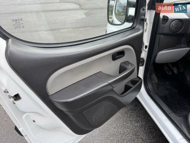 Білий Фіат Добло, об'ємом двигуна 1.3 л та пробігом 317 тис. км за 4650 $, фото 16 на Automoto.ua