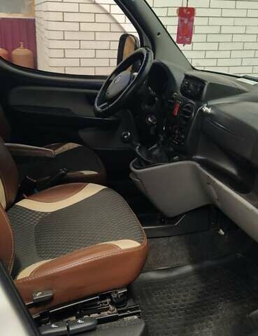 Білий Фіат Добло, об'ємом двигуна 1.9 л та пробігом 317 тис. км за 4400 $, фото 11 на Automoto.ua