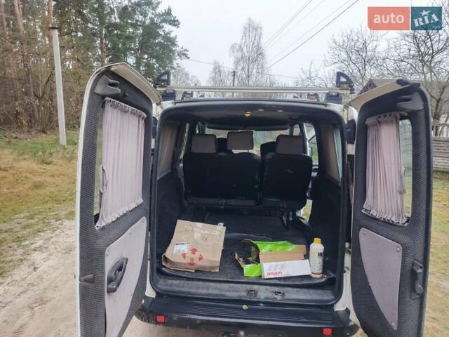 Белый Фиат Добло, объемом двигателя 1.9 л и пробегом 308 тыс. км за 4200 $, фото 10 на Automoto.ua