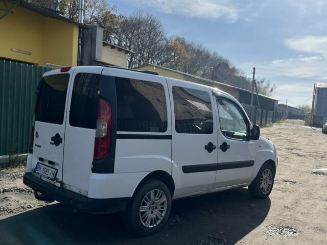 Білий Фіат Добло, об'ємом двигуна 1.9 л та пробігом 290 тис. км за 3650 $, фото 4 на Automoto.ua