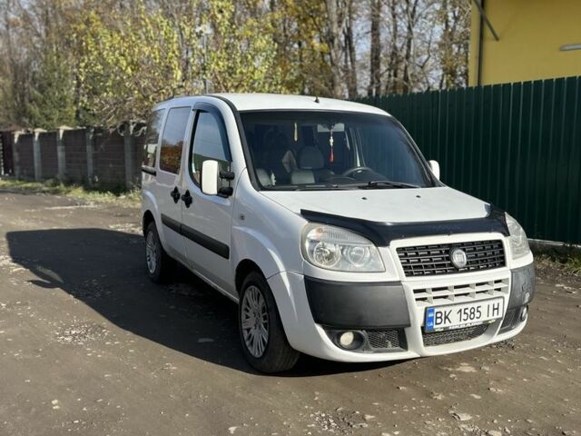 Білий Фіат Добло, об'ємом двигуна 1.9 л та пробігом 290 тис. км за 3650 $, фото 2 на Automoto.ua