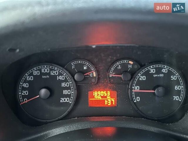 Белый Фиат Добло, объемом двигателя 1.9 л и пробегом 189 тыс. км за 5990 $, фото 30 на Automoto.ua