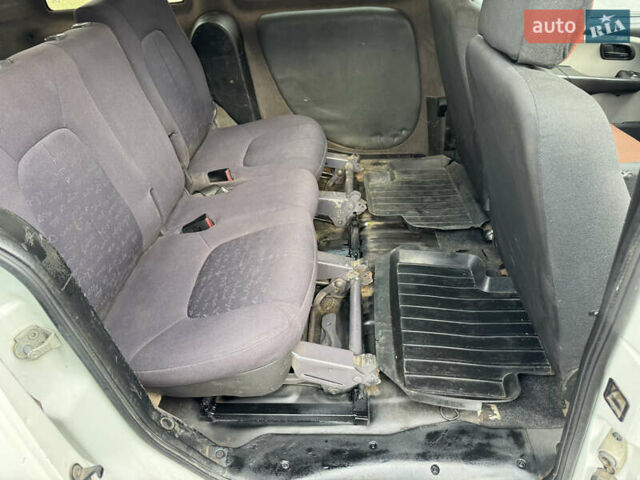 Білий Фіат Добло, об'ємом двигуна 1.3 л та пробігом 317 тис. км за 4650 $, фото 20 на Automoto.ua