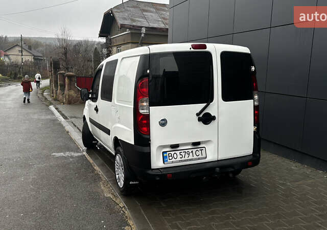 Білий Фіат Добло, об'ємом двигуна 1.2 л та пробігом 260 тис. км за 4600 $, фото 4 на Automoto.ua