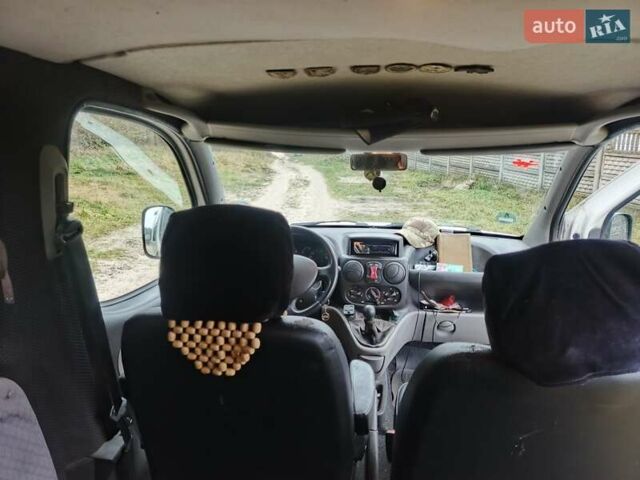 Белый Фиат Добло, объемом двигателя 1.9 л и пробегом 308 тыс. км за 4200 $, фото 7 на Automoto.ua