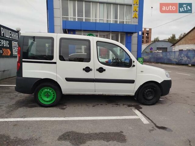 Білий Фіат Добло, об'ємом двигуна 1.91 л та пробігом 339 тис. км за 5480 $, фото 5 на Automoto.ua