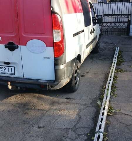 Белый Фиат Добло, объемом двигателя 1.91 л и пробегом 320 тыс. км за 4100 $, фото 2 на Automoto.ua