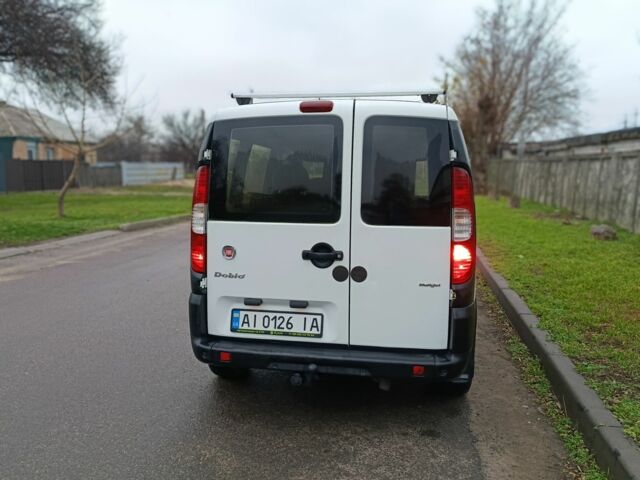 Белый Фиат Добло, объемом двигателя 1.9 л и пробегом 227 тыс. км за 4500 $, фото 7 на Automoto.ua