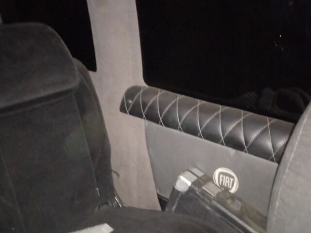 Белый Фиат Добло, объемом двигателя 1.6 л и пробегом 245 тыс. км за 4100 $, фото 5 на Automoto.ua