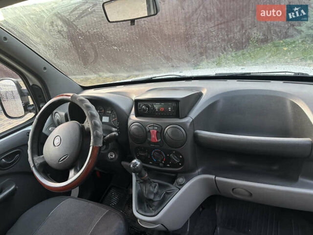 Белый Фиат Добло, объемом двигателя 1.25 л и пробегом 325 тыс. км за 3350 $, фото 9 на Automoto.ua