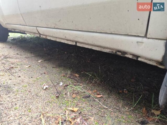 Белый Фиат Добло, объемом двигателя 1.91 л и пробегом 251 тыс. км за 5500 $, фото 2 на Automoto.ua