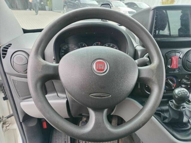 Білий Фіат Добло, об'ємом двигуна 1.4 л та пробігом 270 тис. км за 4790 $, фото 13 на Automoto.ua