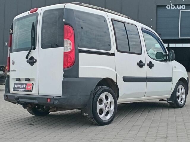 Белый Фиат Добло, объемом двигателя 1.4 л и пробегом 270 тыс. км за 4790 $, фото 5 на Automoto.ua