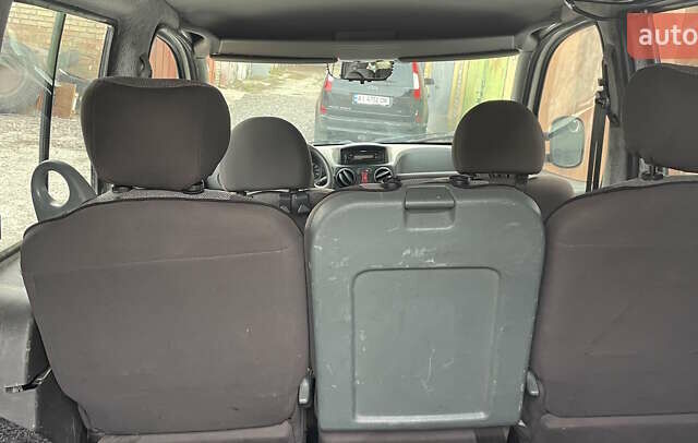 Белый Фиат Добло, объемом двигателя 1.3 л и пробегом 200 тыс. км за 4950 $, фото 4 на Automoto.ua