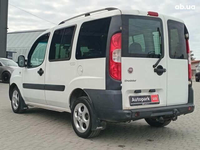 Белый Фиат Добло, объемом двигателя 1.4 л и пробегом 270 тыс. км за 4790 $, фото 3 на Automoto.ua