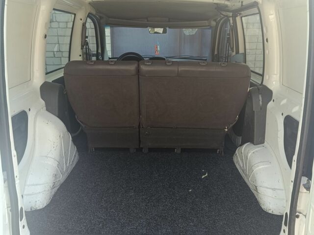 Белый Фиат Добло, объемом двигателя 1.9 л и пробегом 248 тыс. км за 5200 $, фото 7 на Automoto.ua