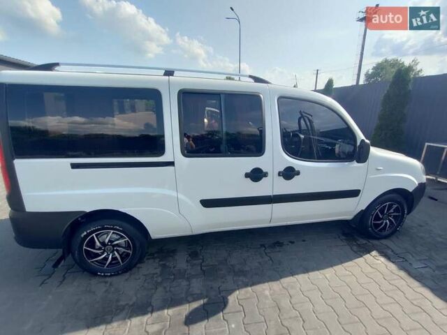 Білий Фіат Добло, об'ємом двигуна 1.9 л та пробігом 310 тис. км за 6900 $, фото 2 на Automoto.ua