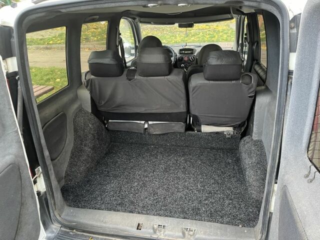 Білий Фіат Добло, об'ємом двигуна 1.2 л та пробігом 206 тис. км за 4300 $, фото 6 на Automoto.ua