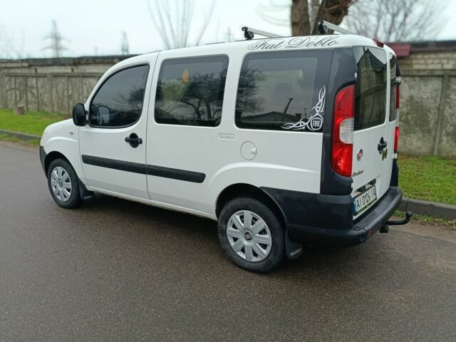 Белый Фиат Добло, объемом двигателя 1.9 л и пробегом 227 тыс. км за 4500 $, фото 10 на Automoto.ua