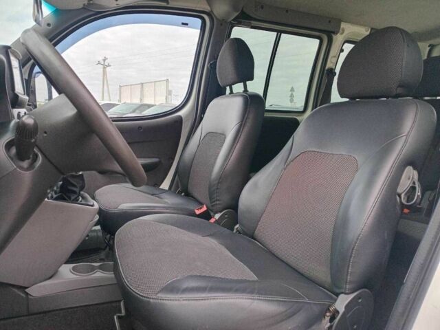 Білий Фіат Добло, об'ємом двигуна 1.4 л та пробігом 270 тис. км за 4790 $, фото 10 на Automoto.ua