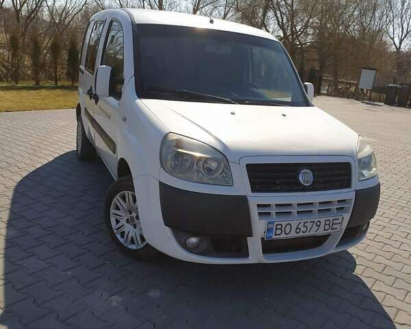 Белый Фиат Добло, объемом двигателя 1.91 л и пробегом 310 тыс. км за 3000 $, фото 6 на Automoto.ua