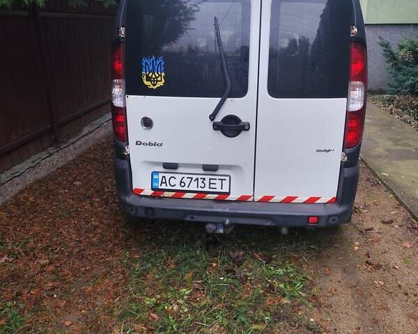 Белый Фиат Добло, объемом двигателя 1.91 л и пробегом 251 тыс. км за 5500 $, фото 7 на Automoto.ua