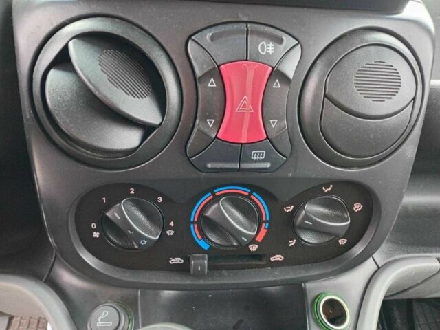 Білий Фіат Добло, об'ємом двигуна 1.4 л та пробігом 270 тис. км за 4790 $, фото 14 на Automoto.ua