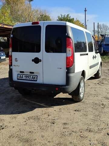 Білий Фіат Добло, об'ємом двигуна 1.9 л та пробігом 225 тис. км за 4200 $, фото 2 на Automoto.ua