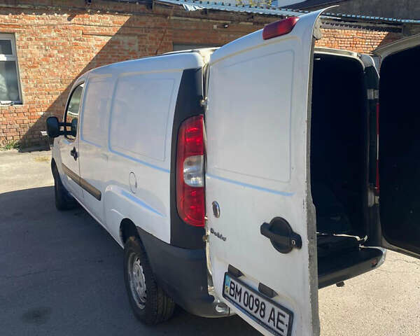 Белый Фиат Добло, объемом двигателя 0 л и пробегом 320 тыс. км за 3700 $, фото 3 на Automoto.ua