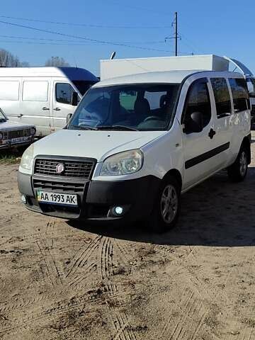 Білий Фіат Добло, об'ємом двигуна 1.9 л та пробігом 225 тис. км за 4200 $, фото 8 на Automoto.ua