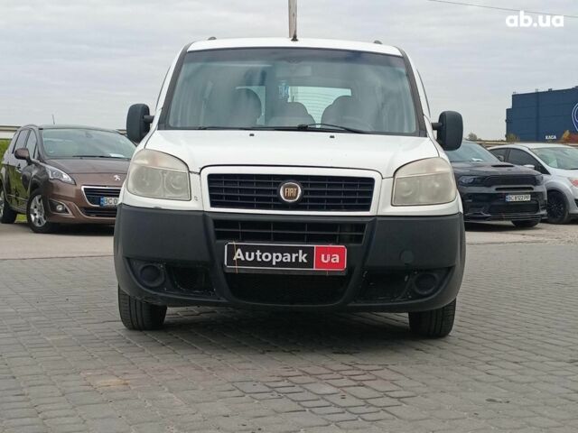 Белый Фиат Добло, объемом двигателя 1.4 л и пробегом 270 тыс. км за 4790 $, фото 1 на Automoto.ua