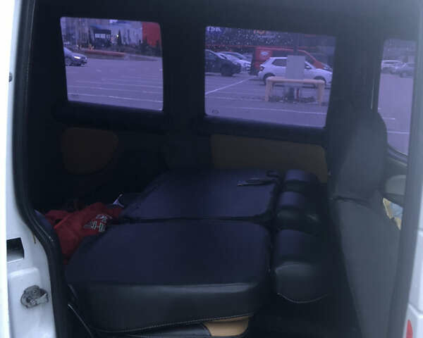 Белый Фиат Добло, объемом двигателя 1.3 л и пробегом 266 тыс. км за 5200 $, фото 21 на Automoto.ua