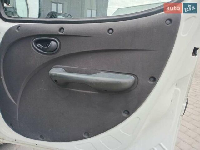 Білий Фіат Добло, об'ємом двигуна 1.4 л та пробігом 270 тис. км за 4790 $, фото 21 на Automoto.ua