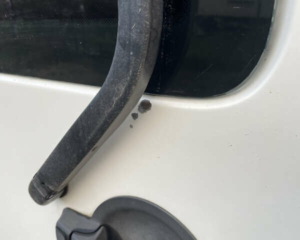 Белый Фиат Добло, объемом двигателя 1.3 л и пробегом 210 тыс. км за 5200 $, фото 12 на Automoto.ua